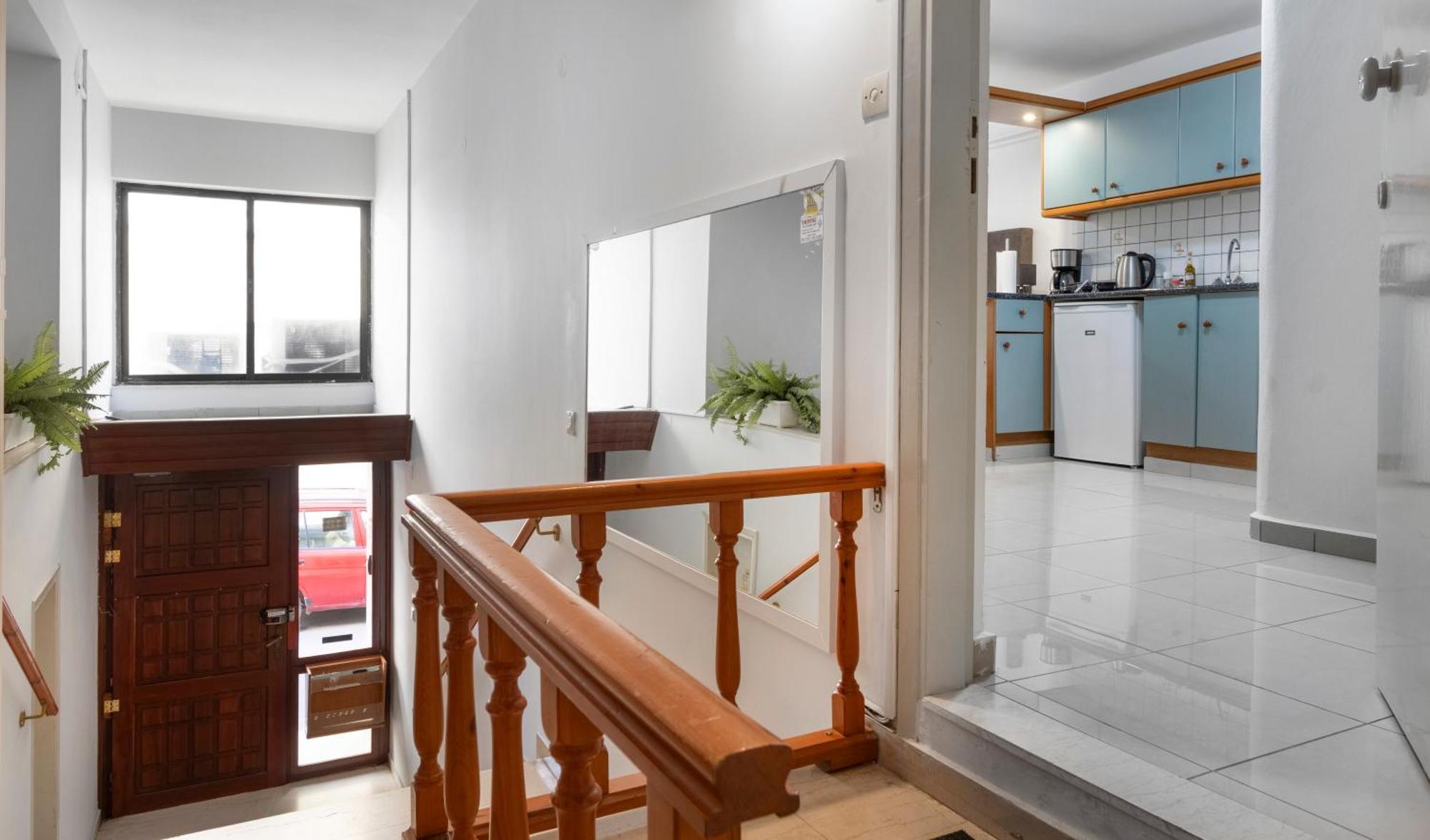 Central Studio In Downtown Ираклио Екстериор снимка